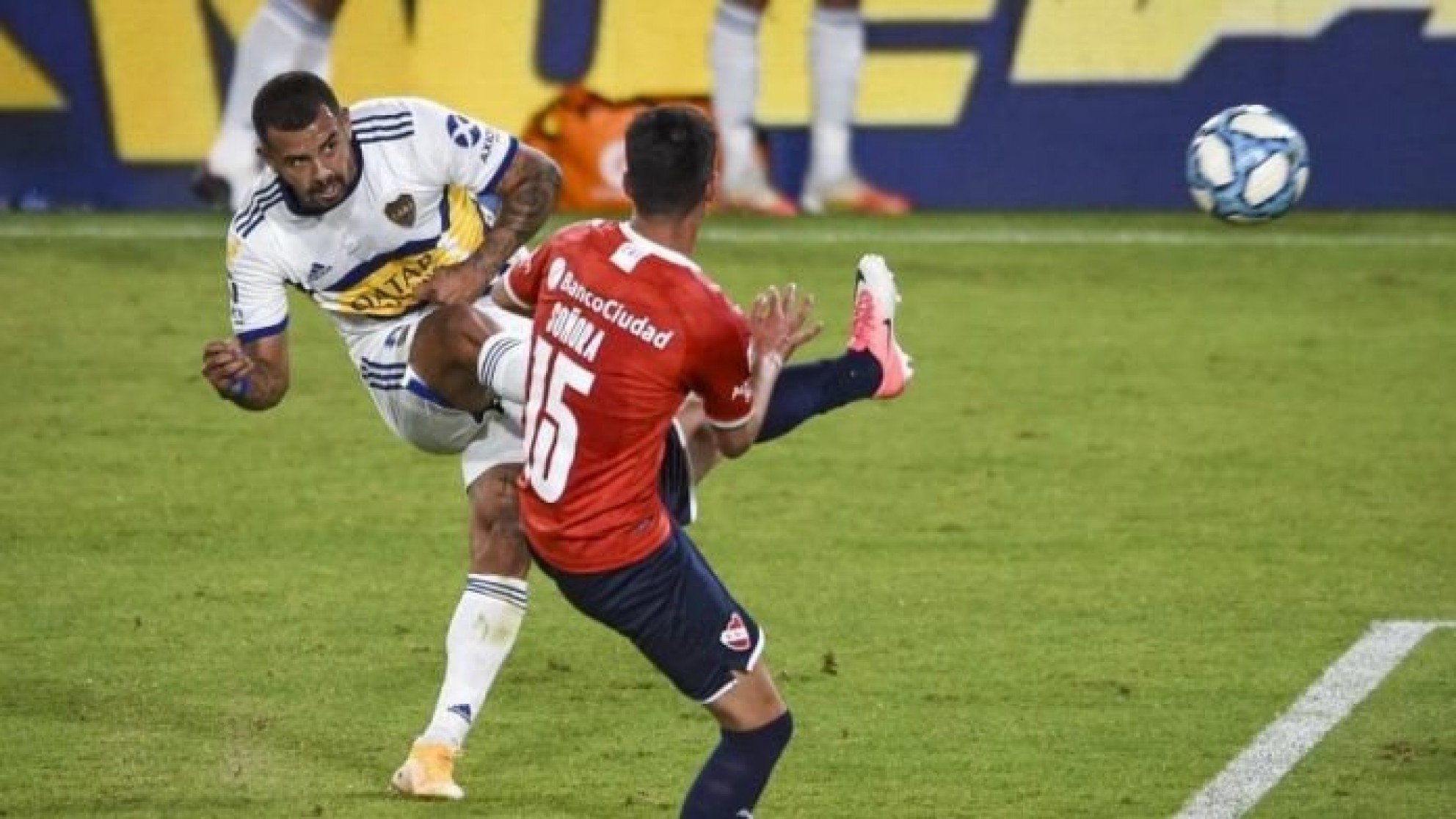 Boca Juniors visita a Independiente con la idea de meterse en la Copa Libertadores